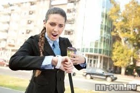 Опаздывать на работу